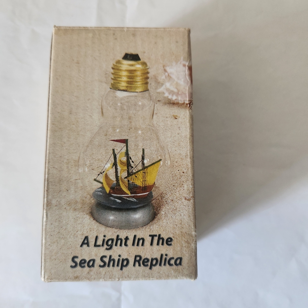 Nautical Ship Replica Light Bulb Decor